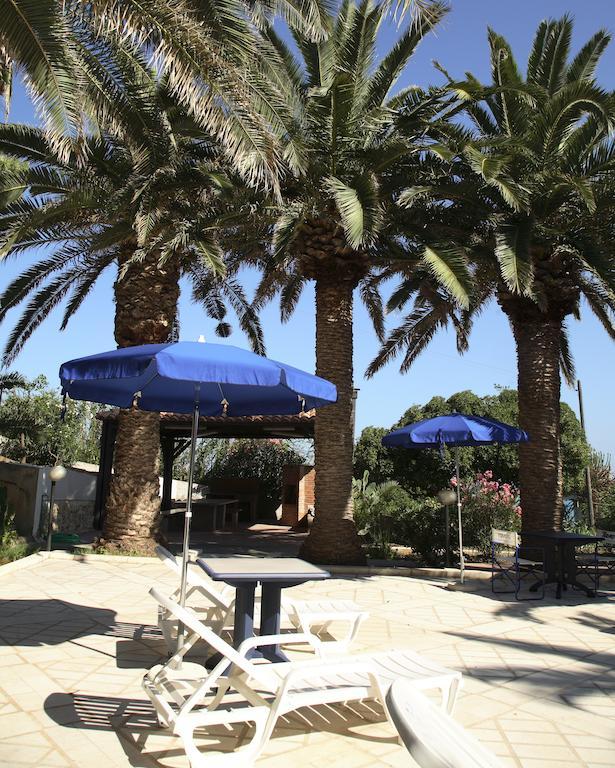 Le Palme Vacanze Trappeto  Exterior foto